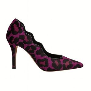 Betsey Johnson Purple Leopard Print Scalloped Edged Heels Shoes Size 7.5
